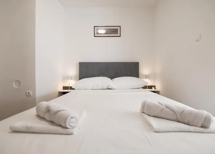 Apartament Melada