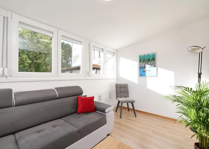 Apartament Melada